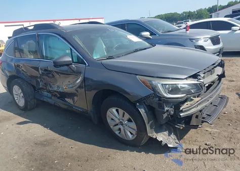 2018 Subaru Outback 2.5I Premium z USA, uszkodzony, nr VIN 4S4BSACCXJ3204993